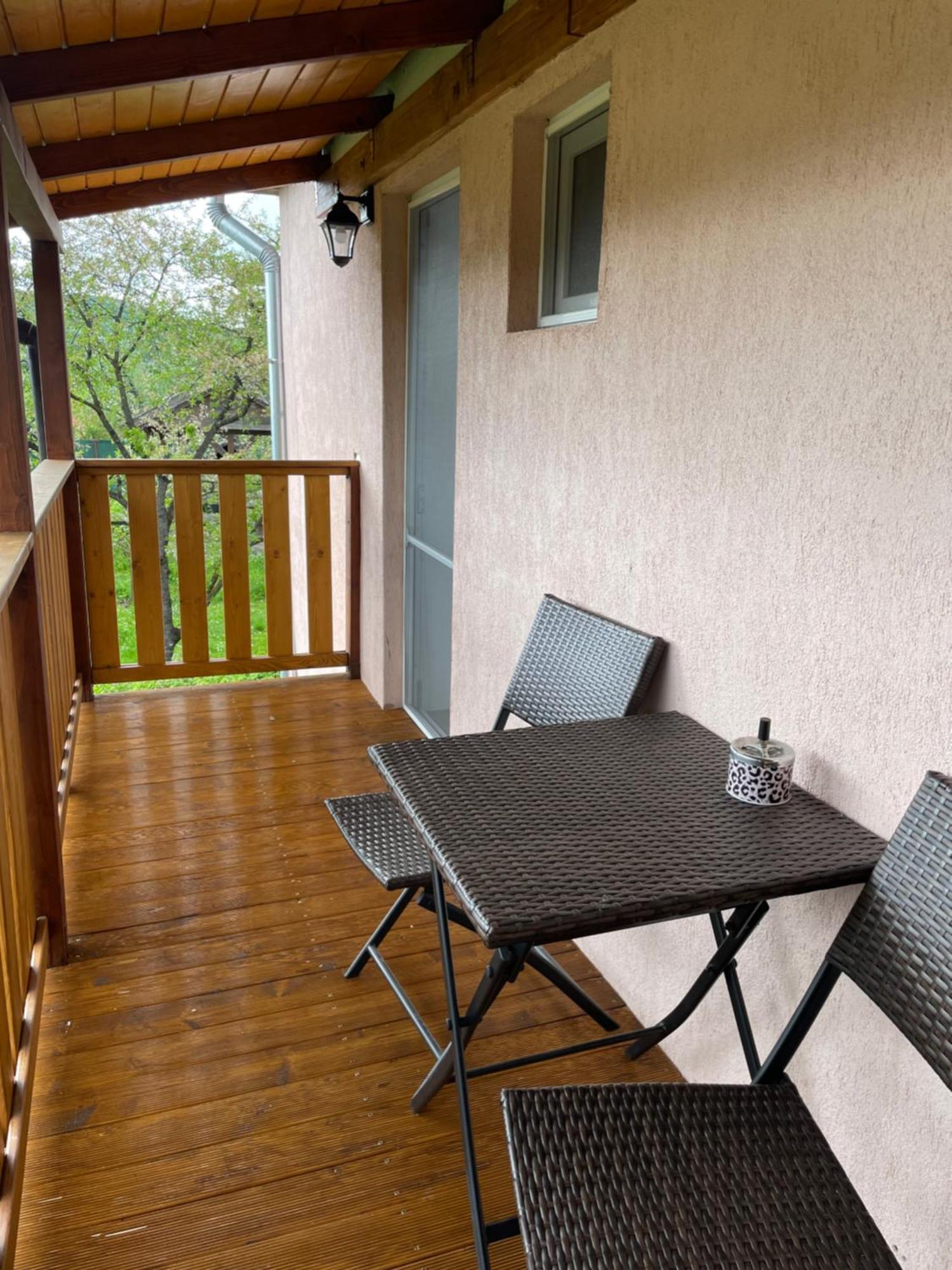 Hotel Casa Milla à Sovata Extérieur photo